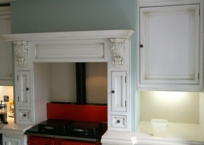 Clive-Chriatian-handpainted-kitchen1